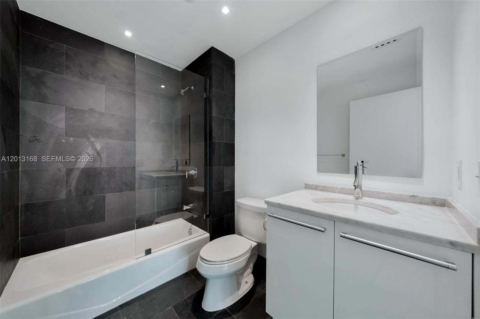 900 Biscayne Boulevard 4006 Property Photo 25