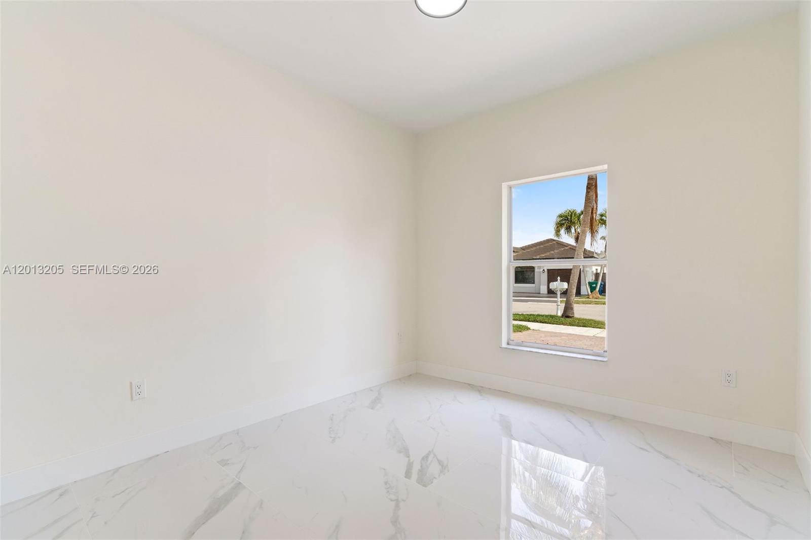 7978 Nw 200th Street Property Photo 22