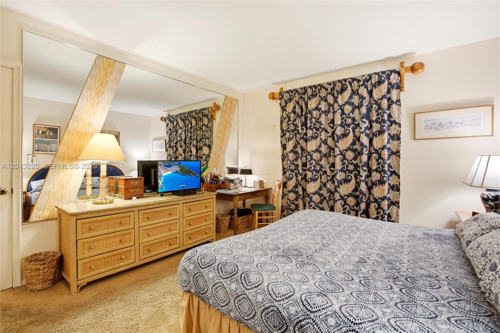 1620 S Ocean Lane 236 Property Photo 7