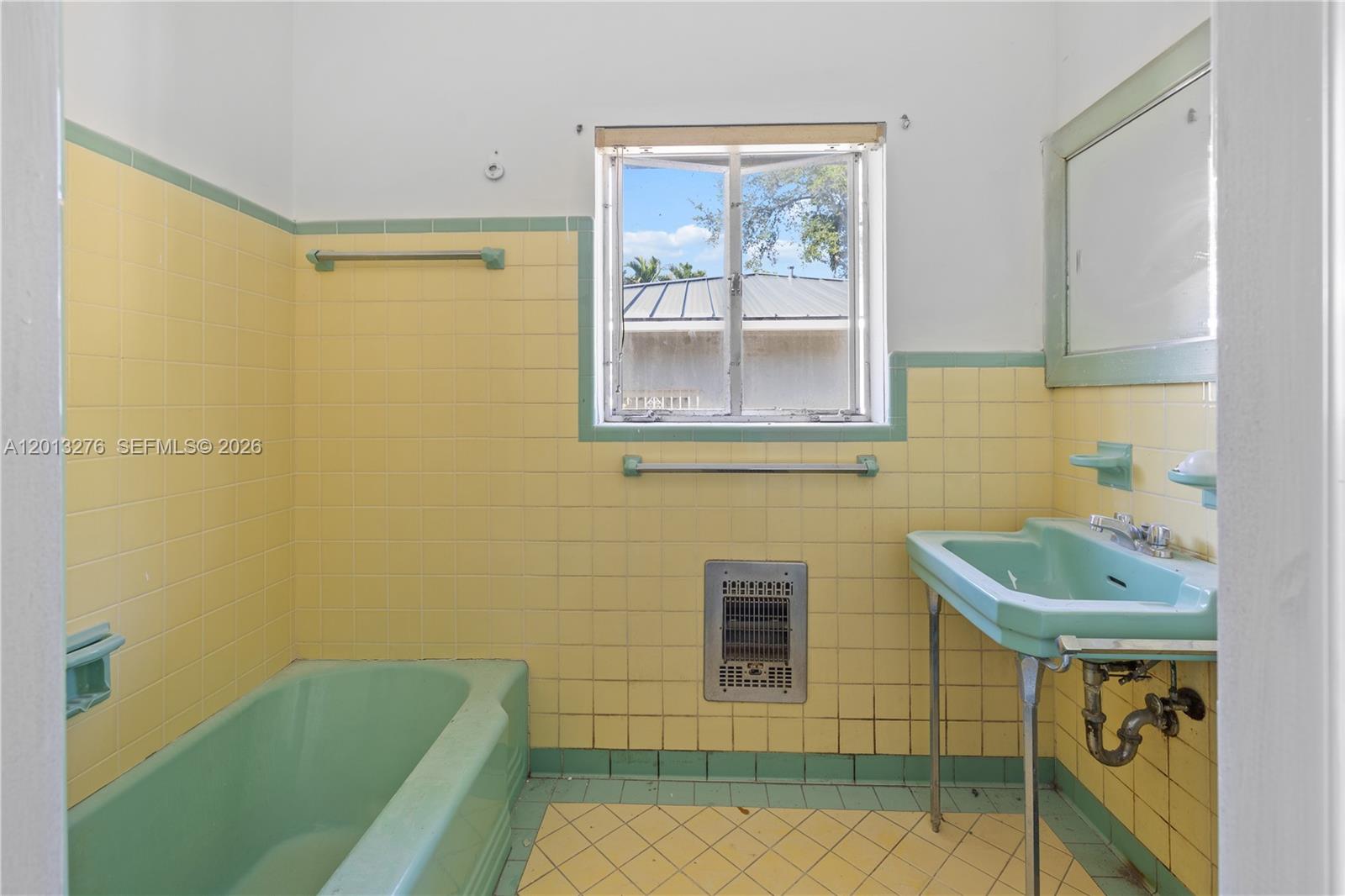 427 Grand Concourse Property Photo 27
