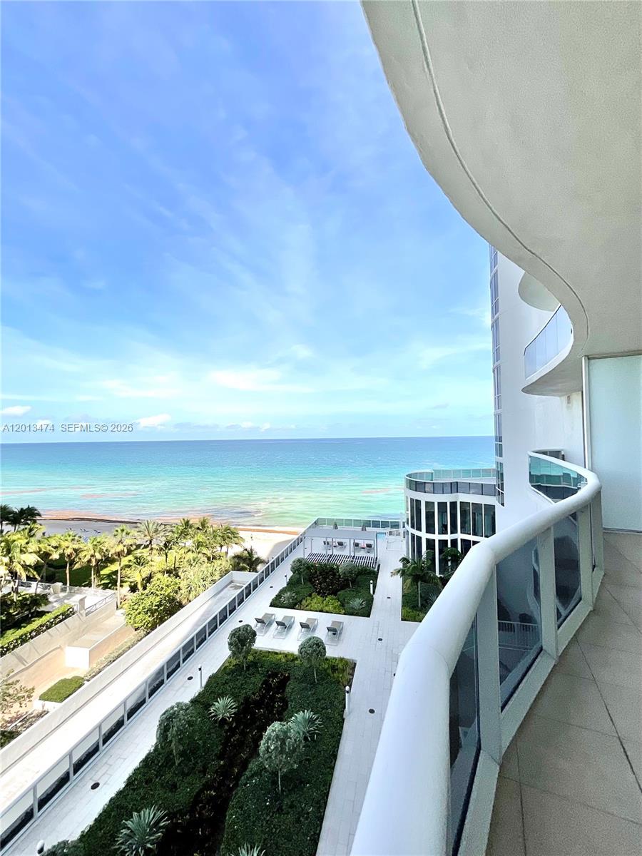 16001 Collins Avenue 703 Property Photo 1