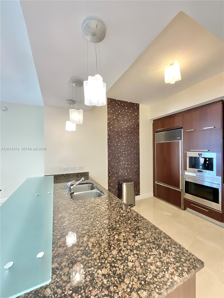 16001 Collins Avenue 703 Property Photo 18