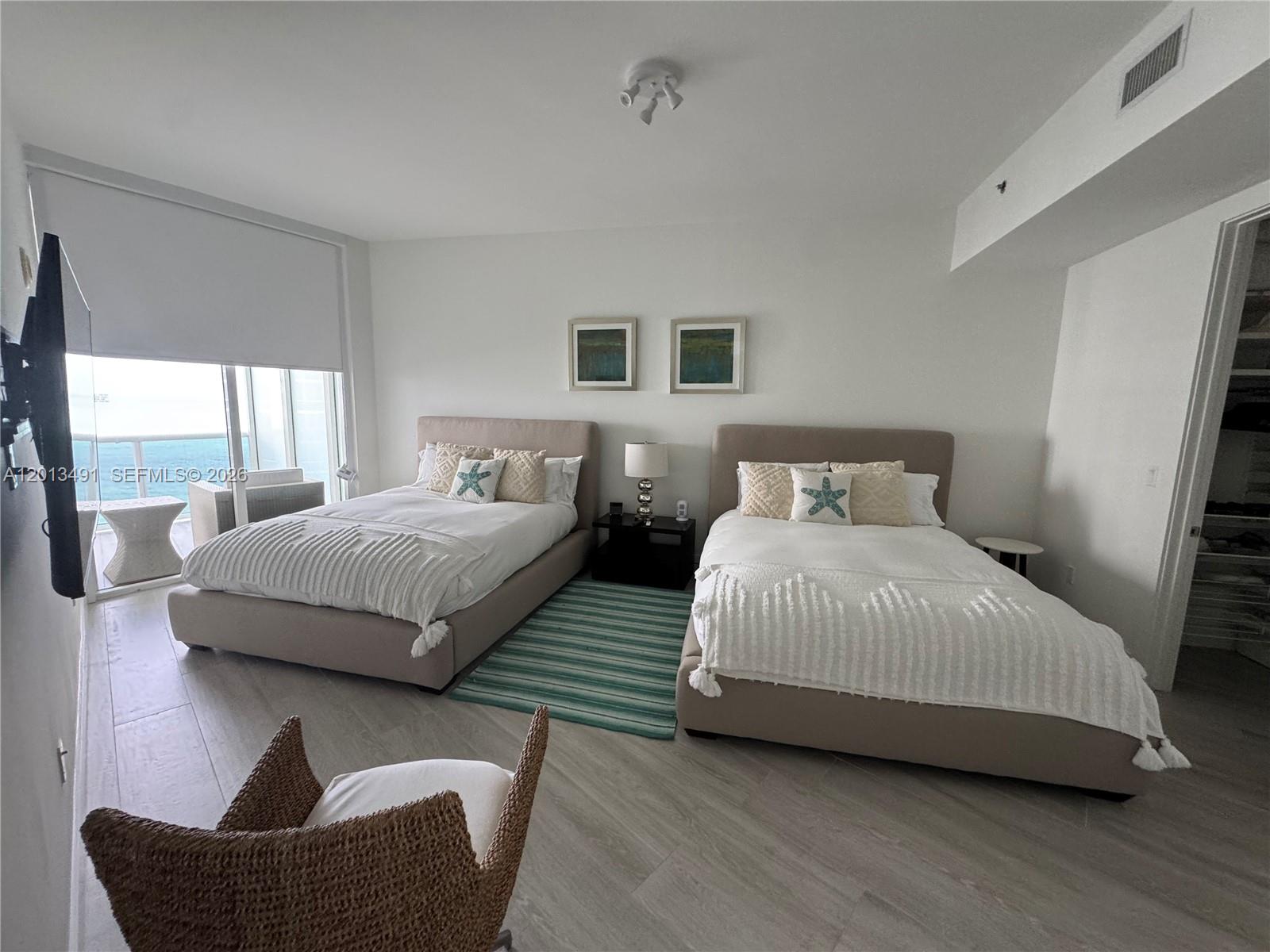 15811 Collins Avenue 2703 Property Photo 11