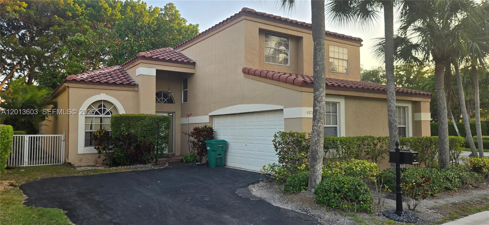 6470 Nw 77th Place Property Photo 1