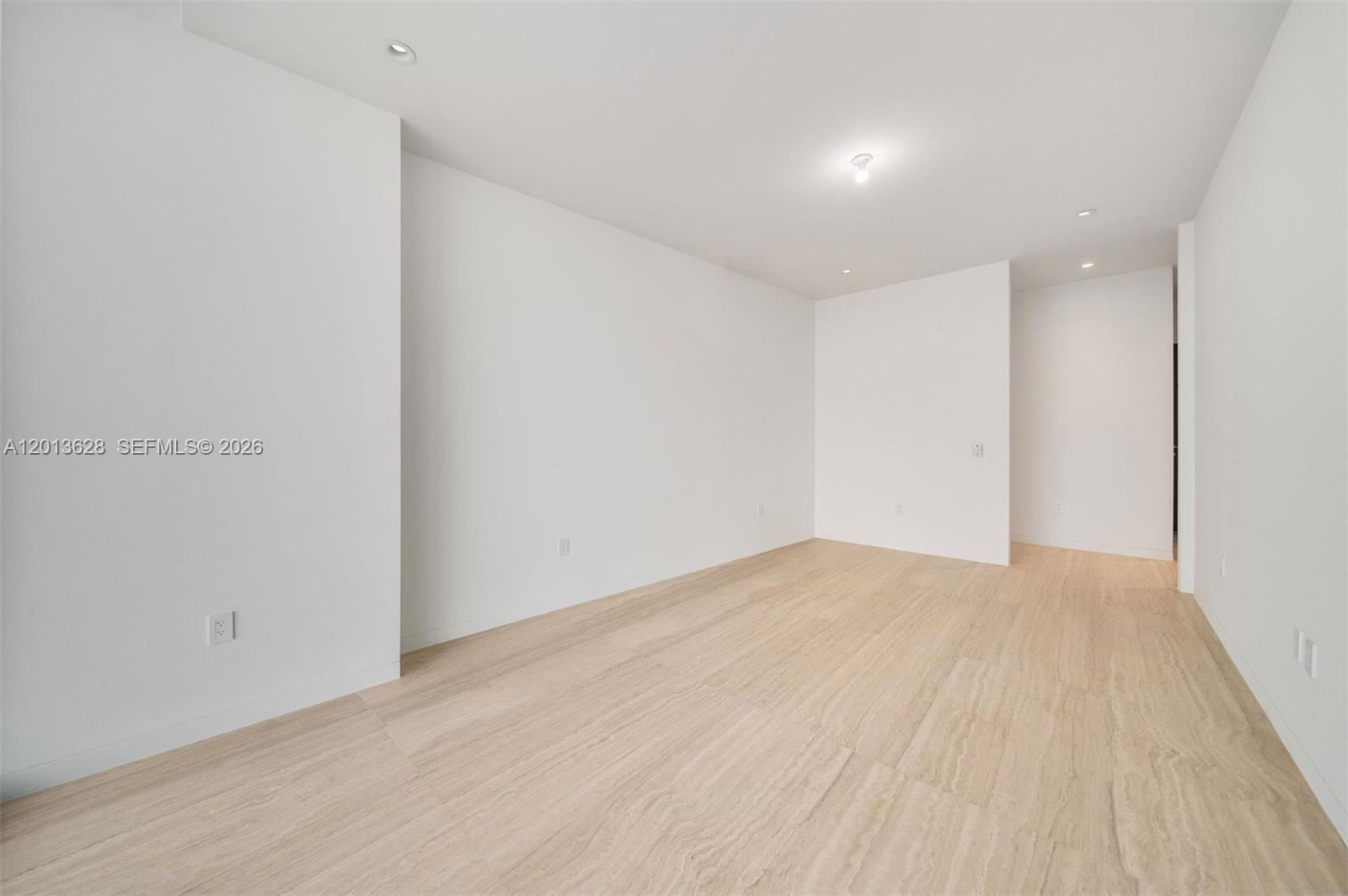 5 Grove Isle Drive S302 Property Photo 18