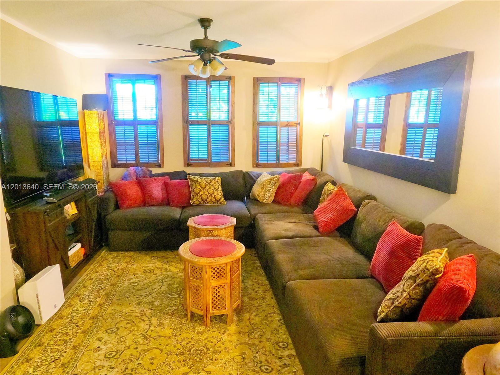 A12013640 Property Photo 15