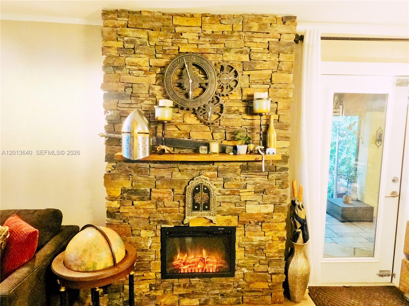 A12013640 Property Photo 17