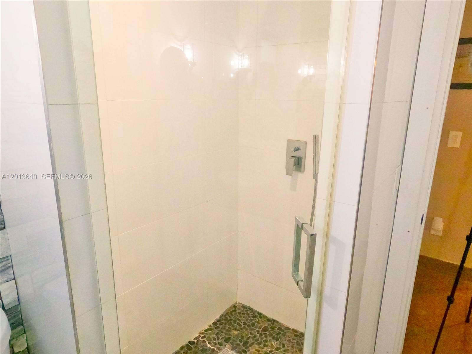 A12013640 Property Photo 20