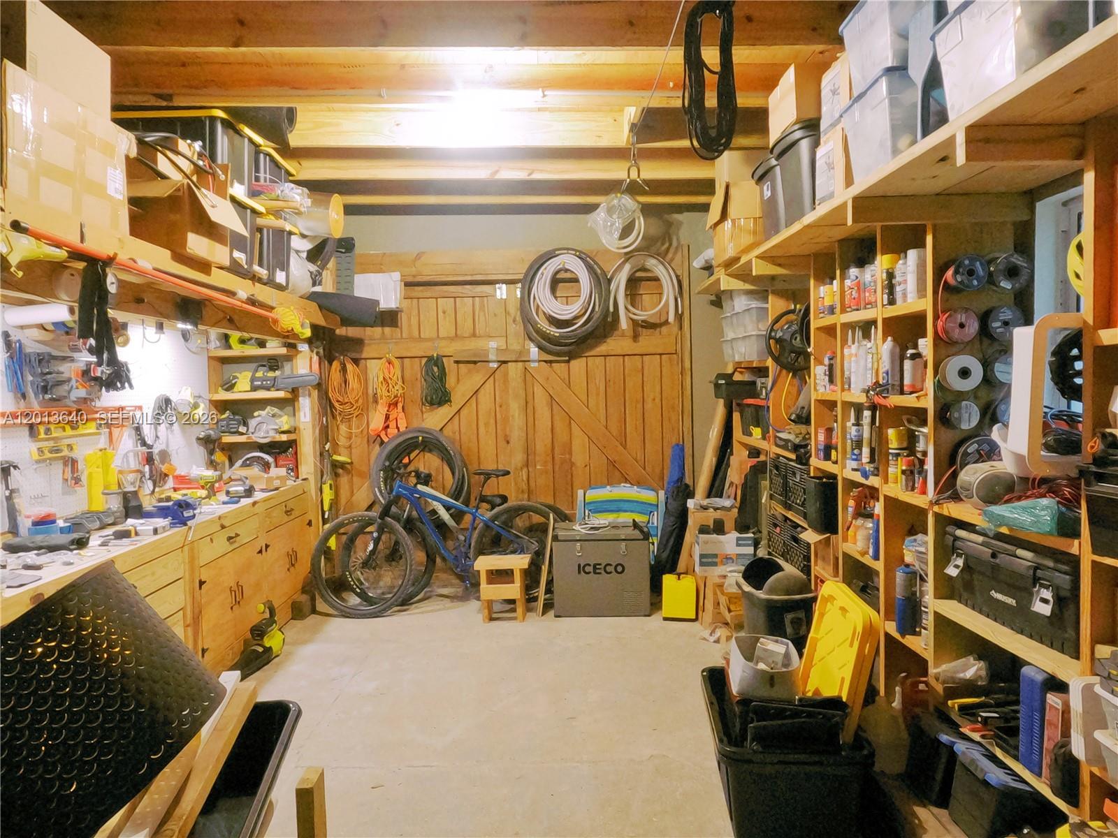 A12013640 Property Photo 32