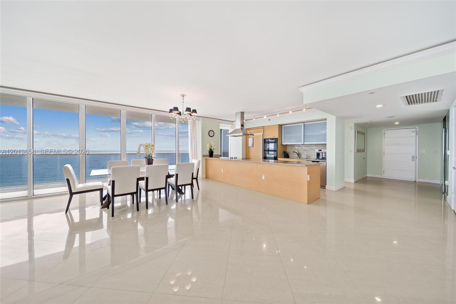 1830 S Ocean Drive 1701 Property Photo 9