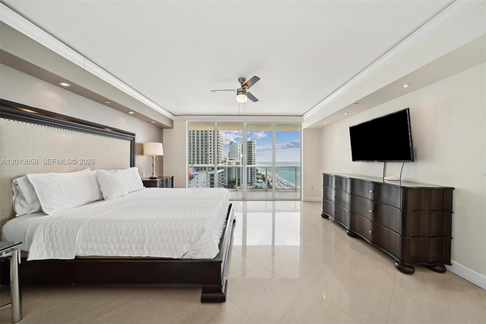 1830 S Ocean Drive 1701 Property Photo 24