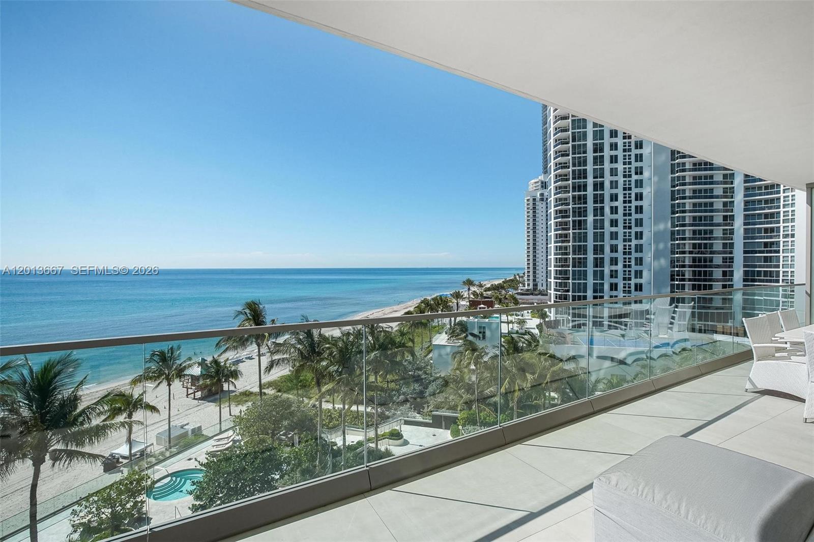 18975 Collins Avenue 501 Property Photo 6
