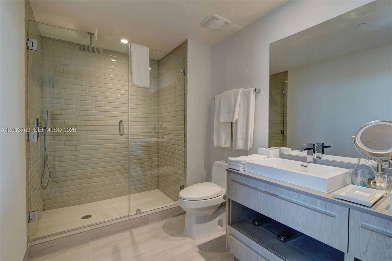 4010 S Ocean Drive R2106 Property Photo 16
