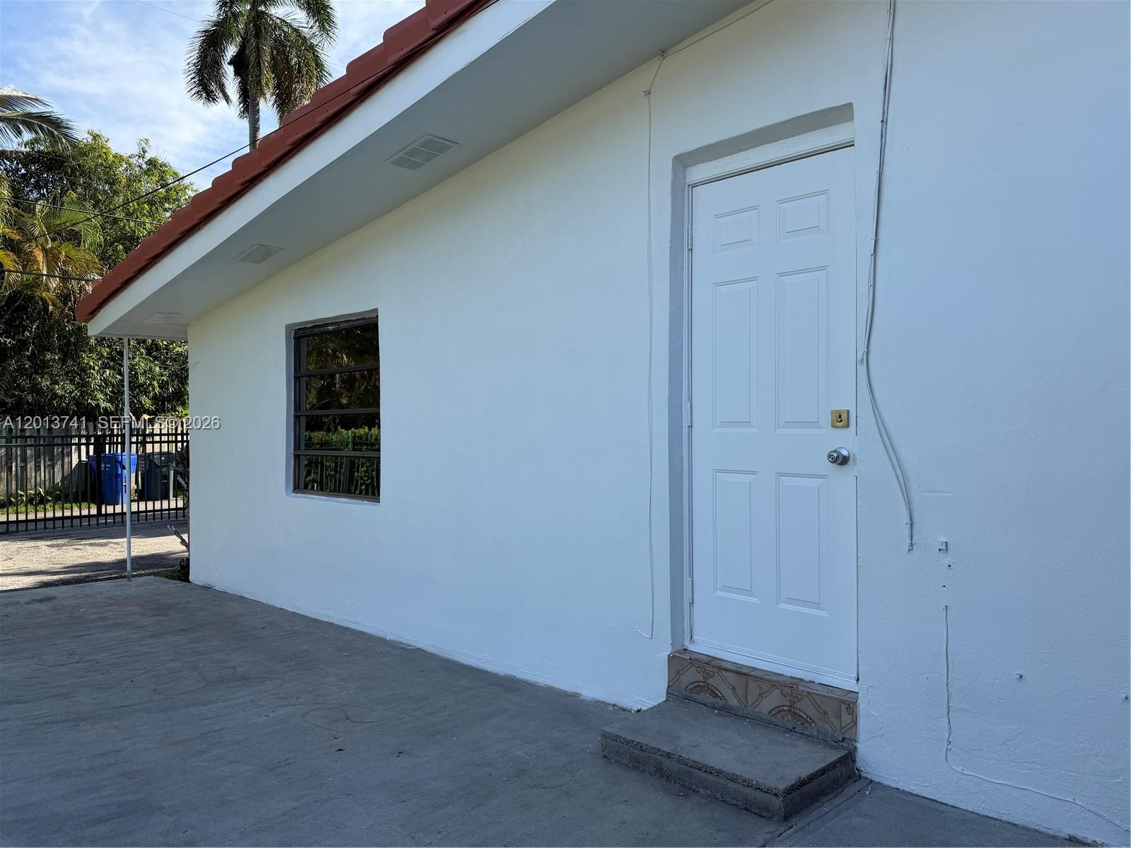A12013741 Property Photo 3