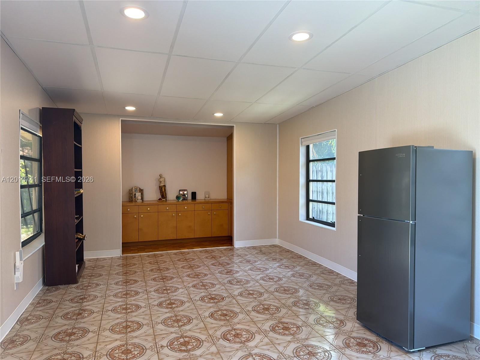 A12013741 Property Photo 4