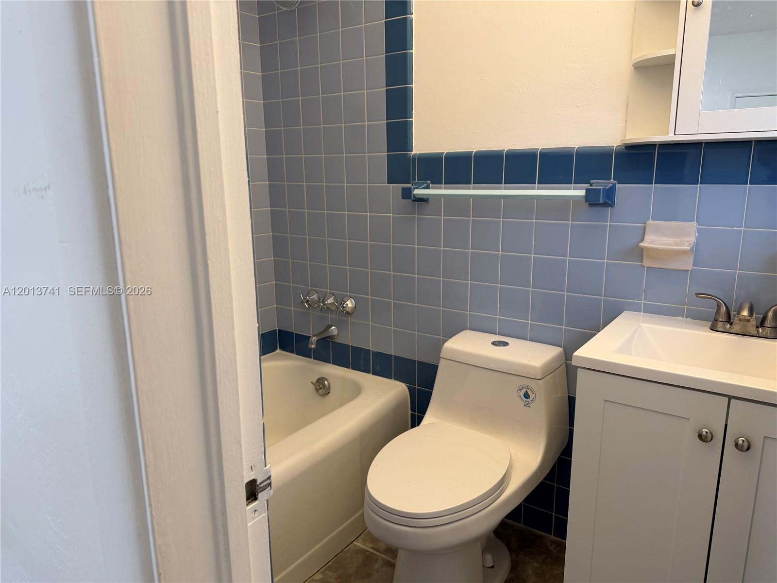 A12013741 Property Photo 9