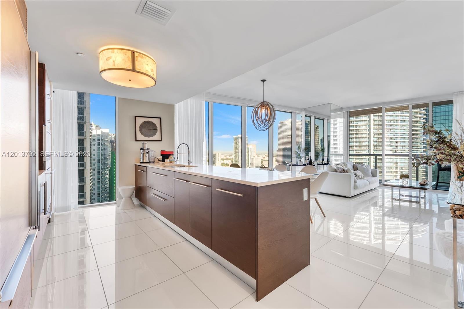 475 Brickell Avenue 3515 Property Photo 5