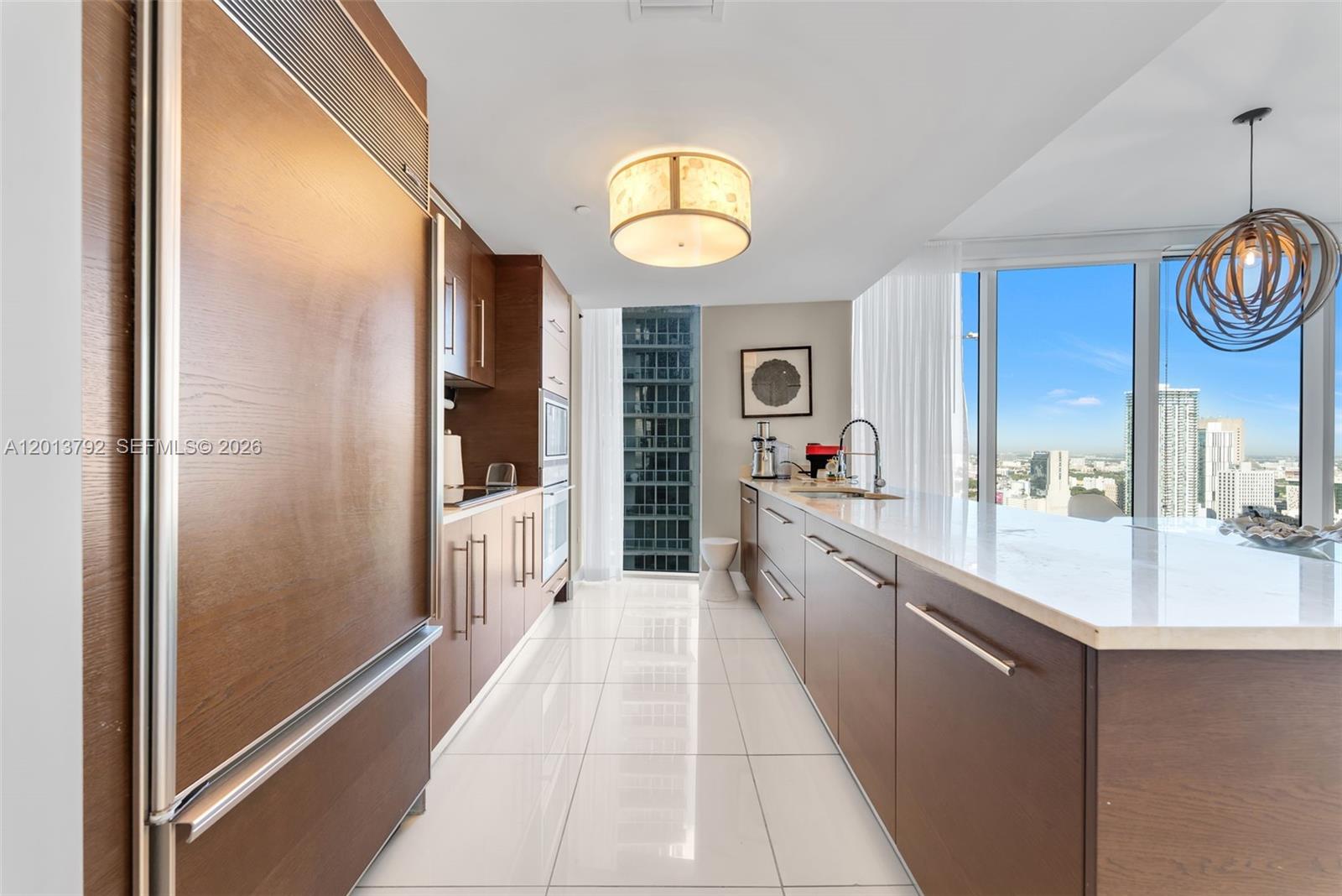 475 Brickell Avenue 3515 Property Photo 8