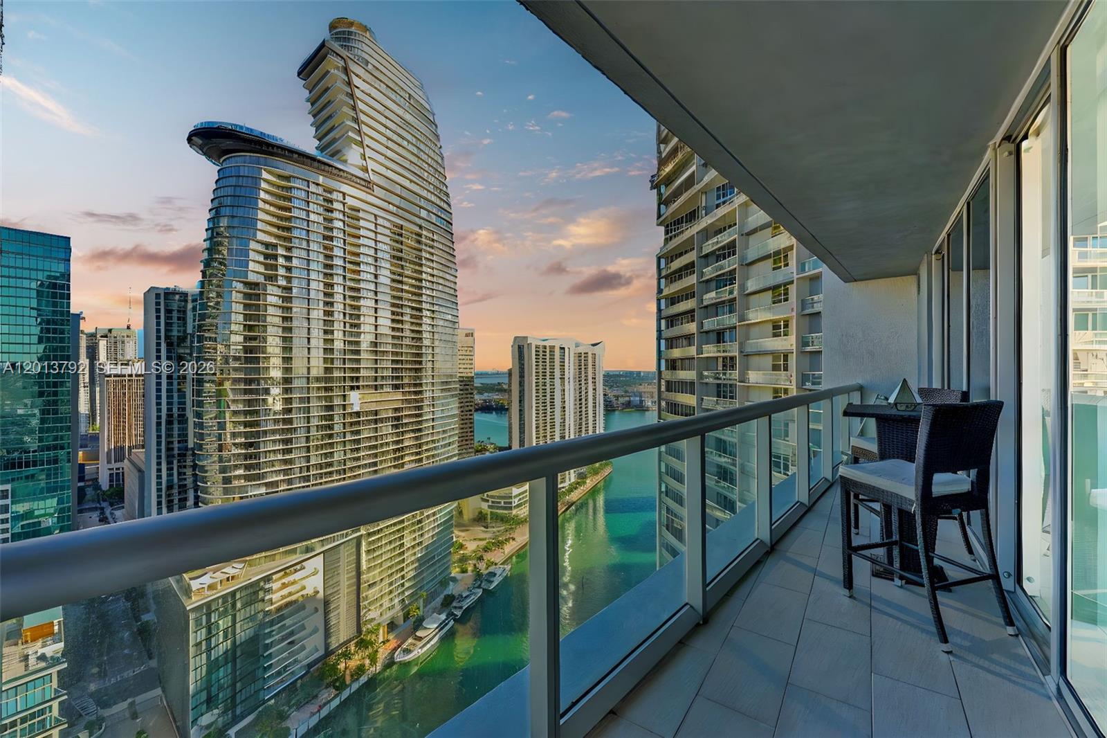 475 Brickell Avenue 3515 Property Photo 18
