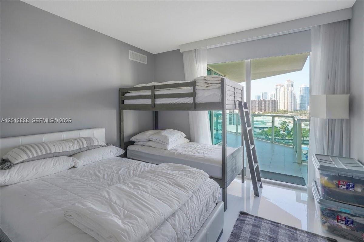 250 Sunny Isles Boulevard 3-902 Property Photo 8