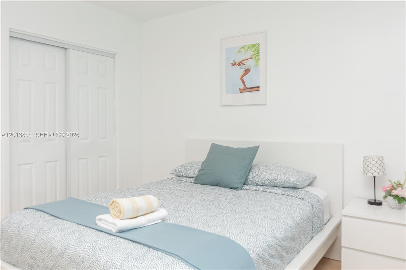 5445 Collins Avenue 627 Property Photo 19