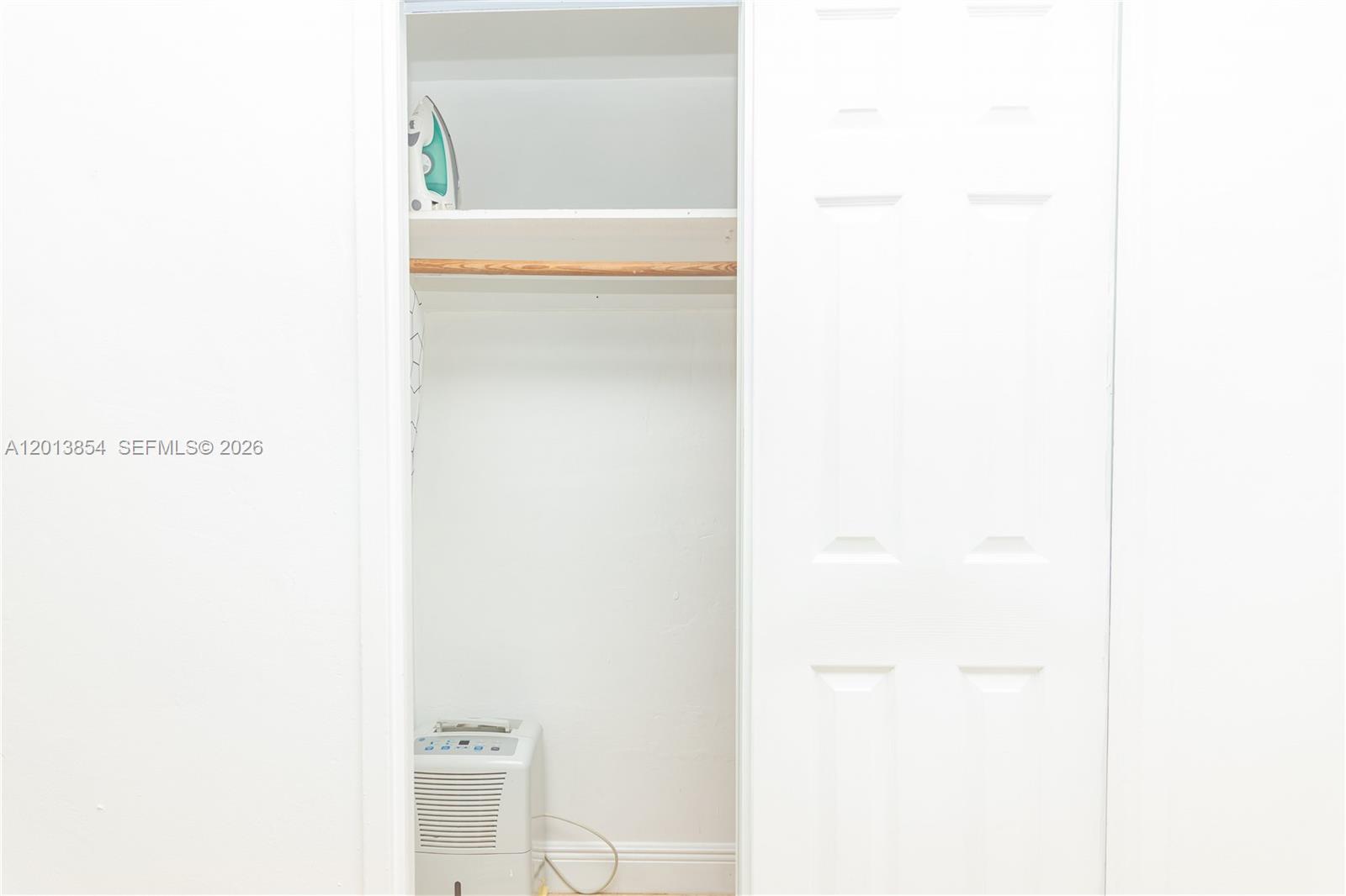 5445 Collins Avenue 627 Property Photo 20