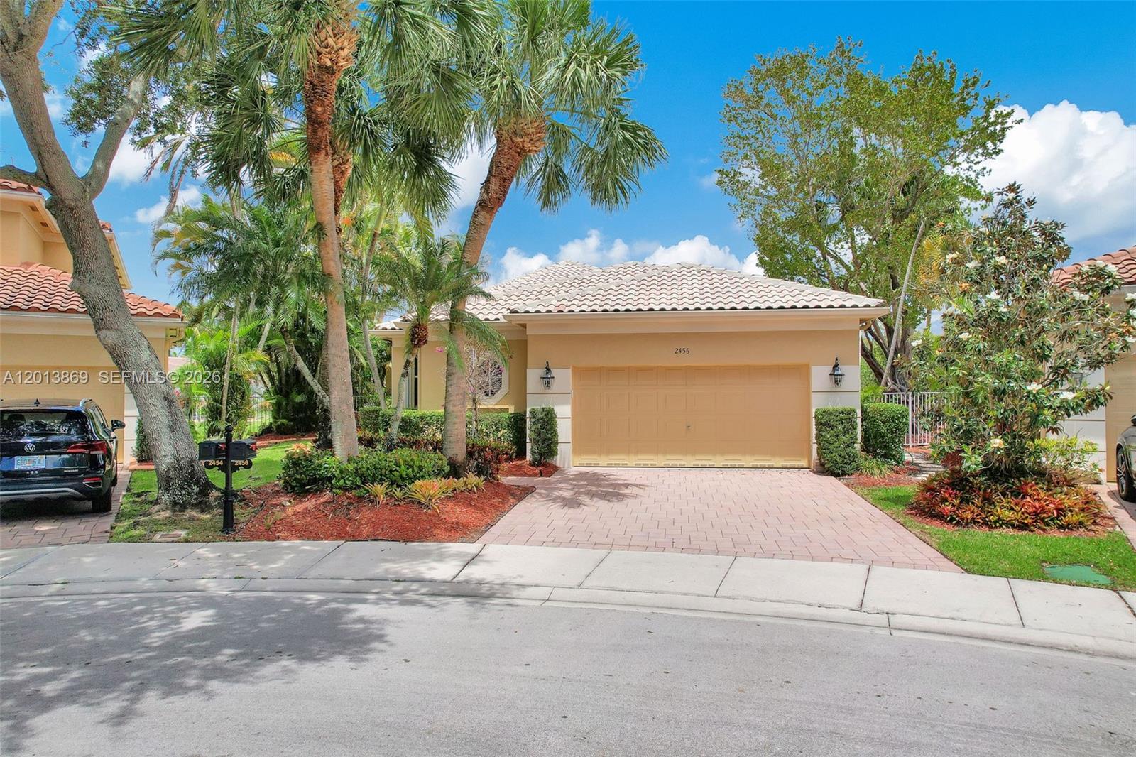 2456 Bay Isle Court Property Photo 1