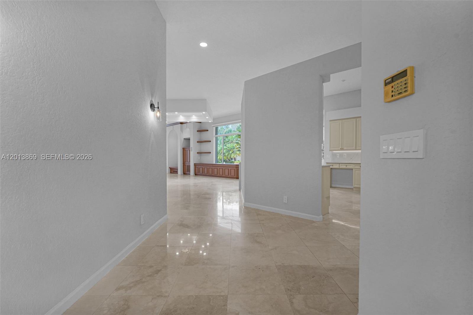 2456 Bay Isle Court Property Photo 3