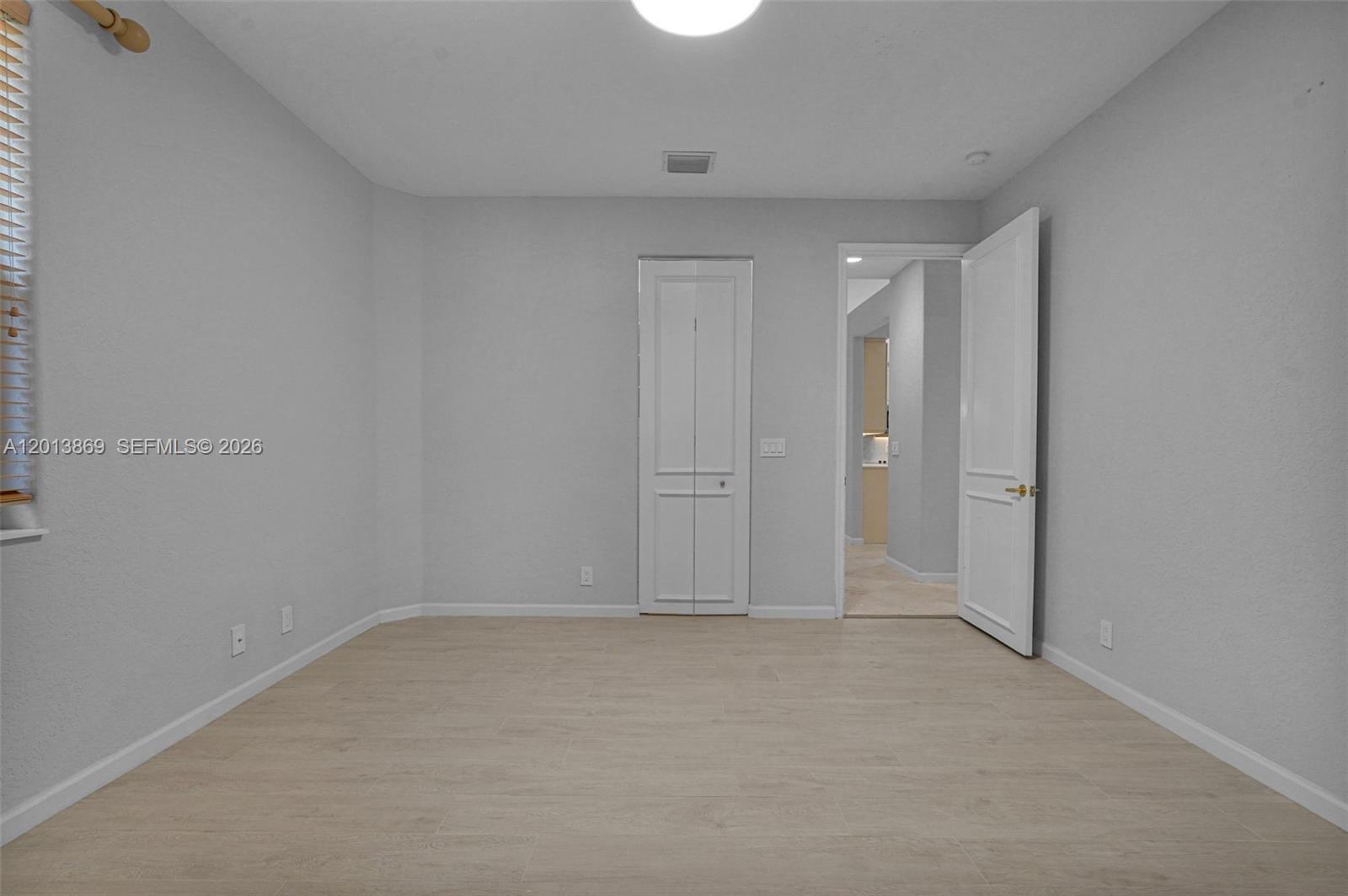 2456 Bay Isle Court Property Photo 39