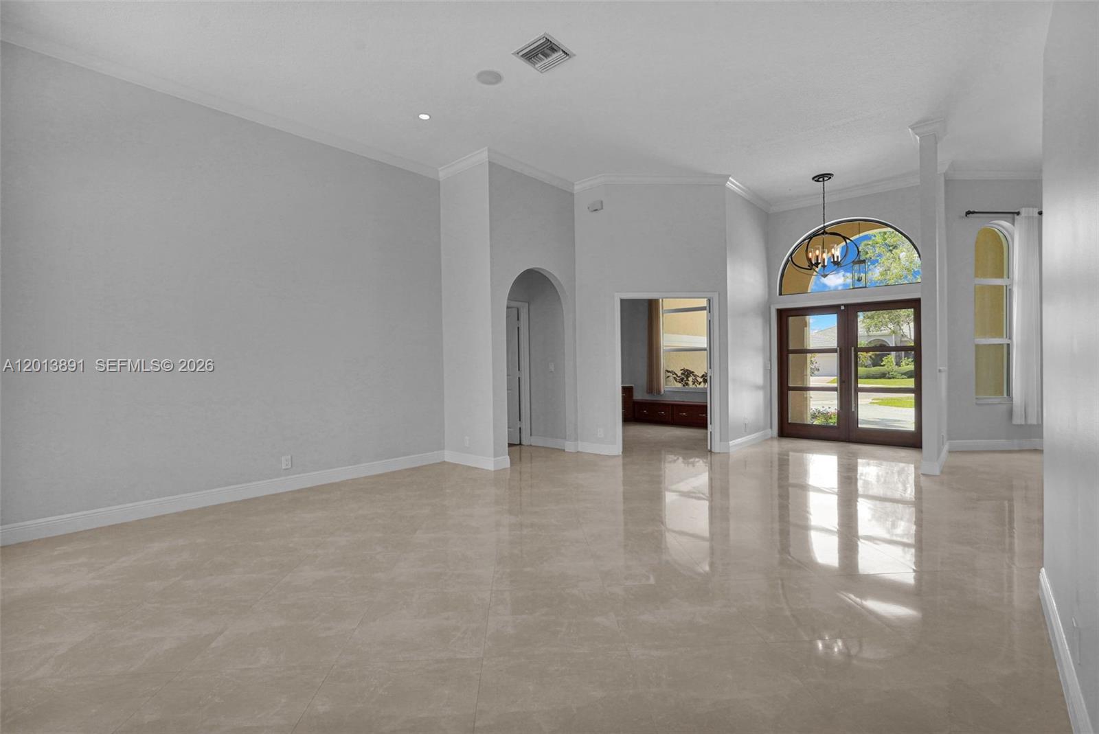 2715 Edgewater Court Property Photo 21
