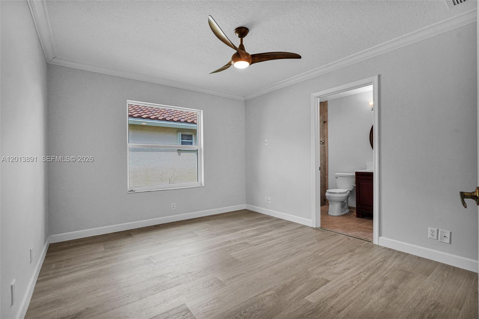 2715 Edgewater Court Property Photo 32