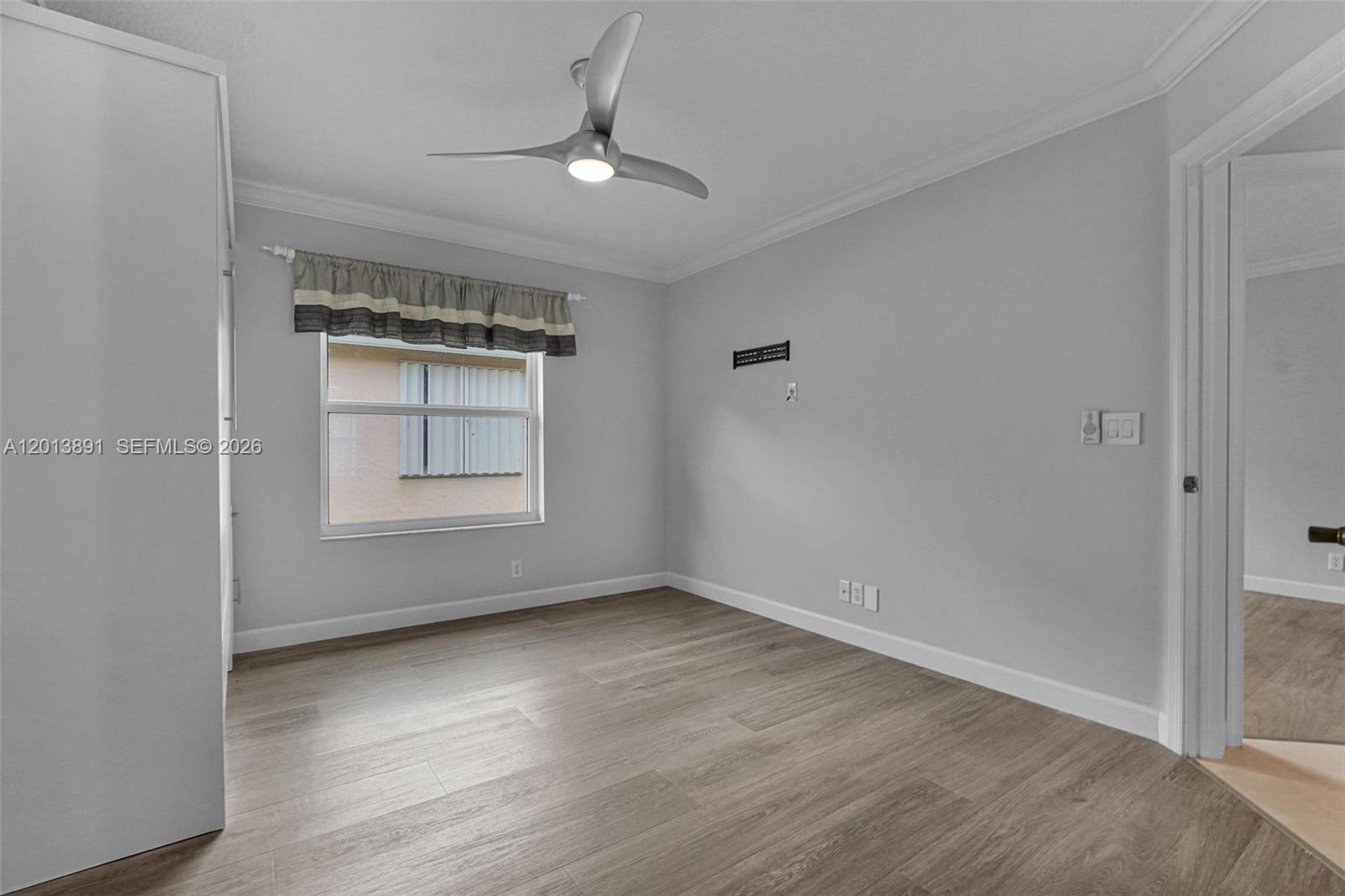 2715 Edgewater Court Property Photo 38