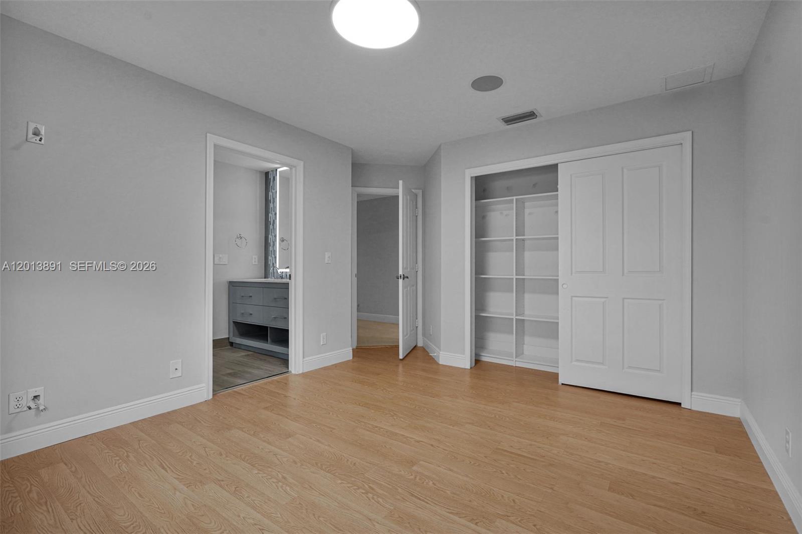 2715 Edgewater Court Property Photo 40