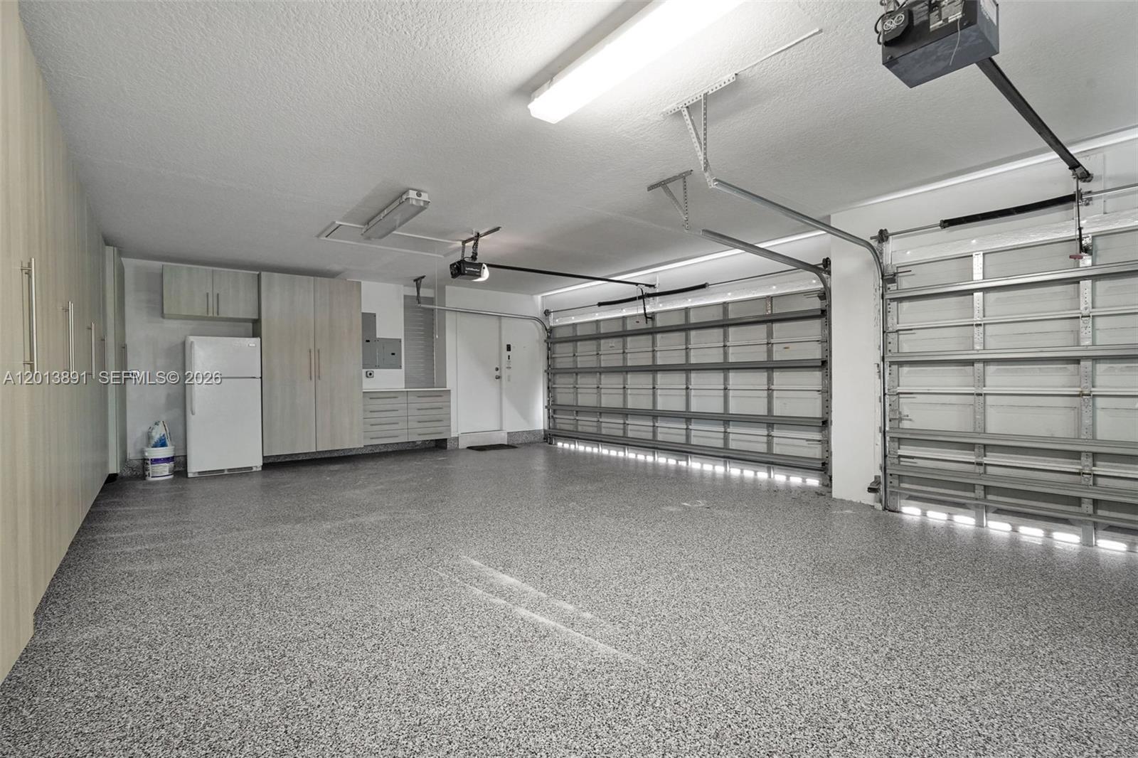 2715 Edgewater Court Property Photo 44