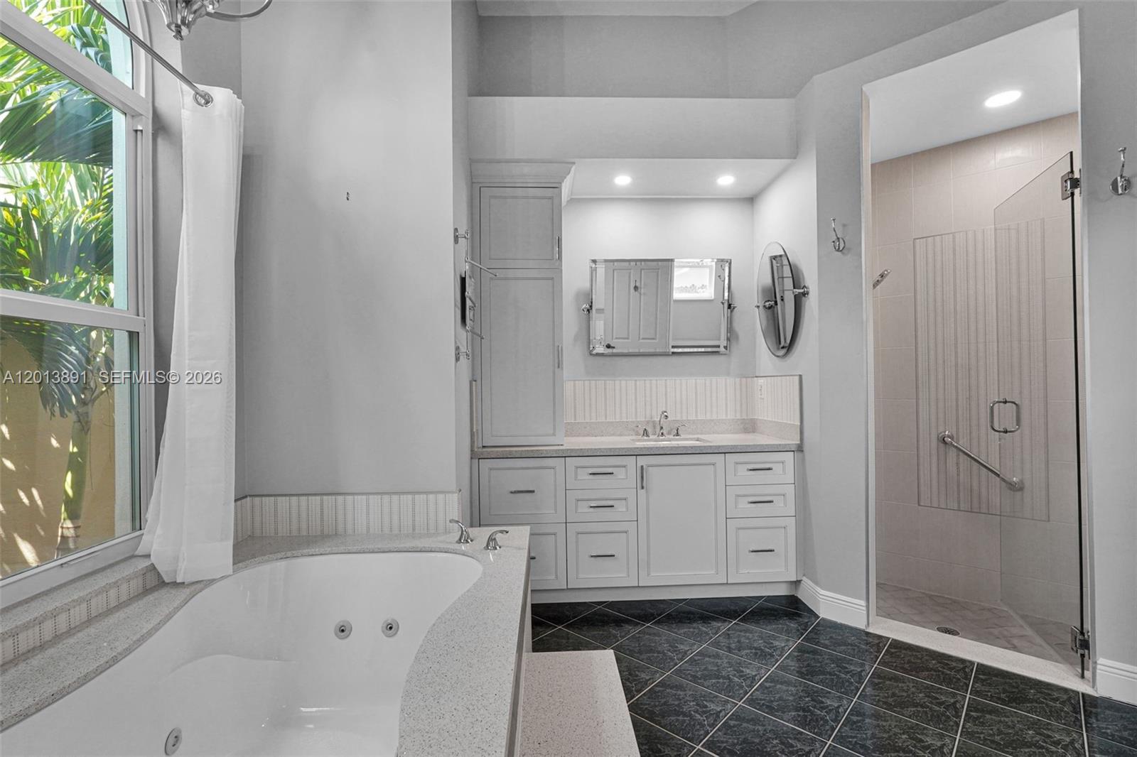 2715 Edgewater Court Property Photo 51