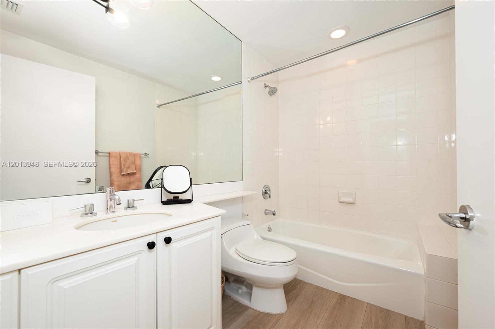 733 Crandon Boulevard 406 Property Photo 18