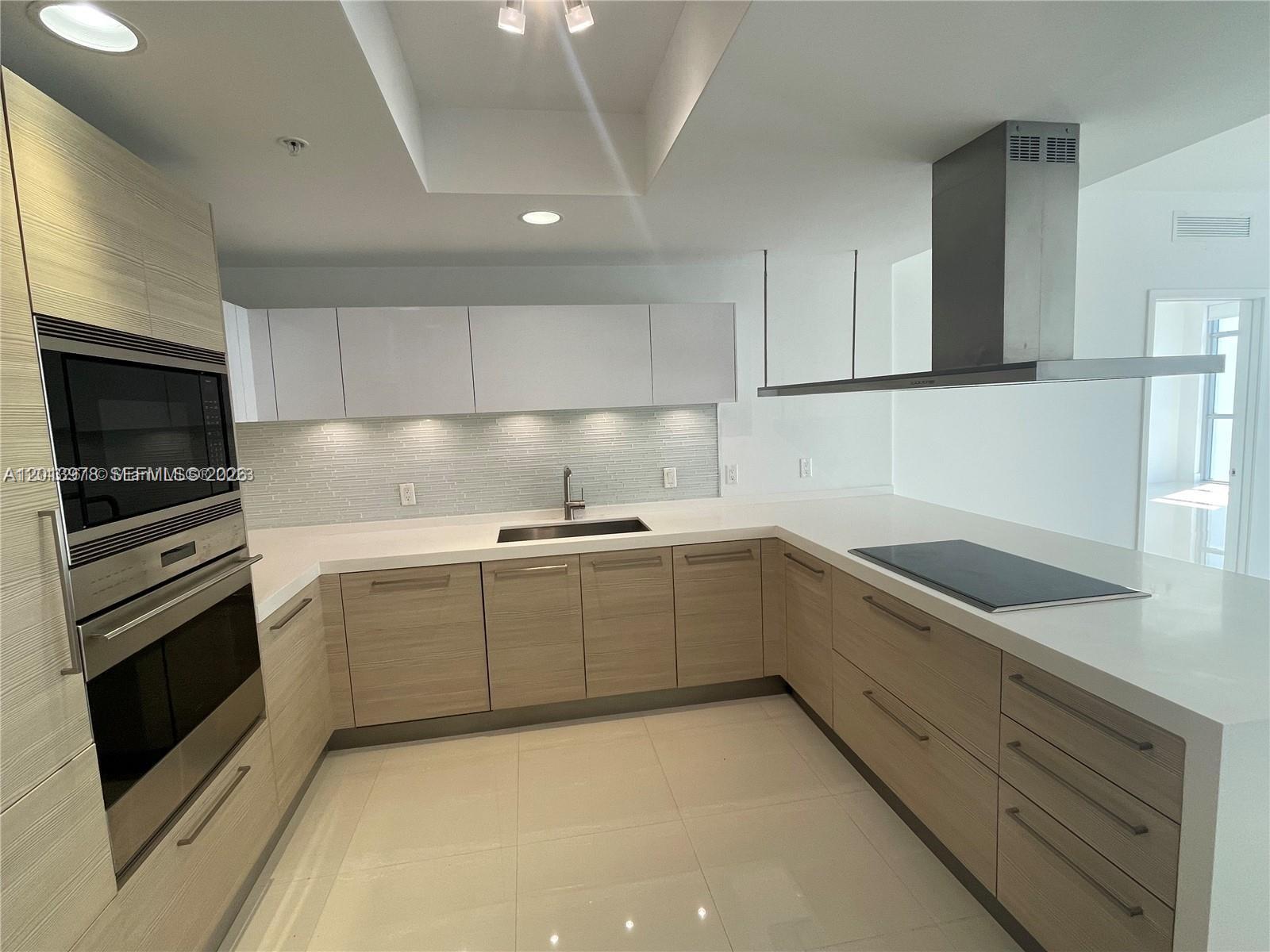 A12013978 Property Photo 7