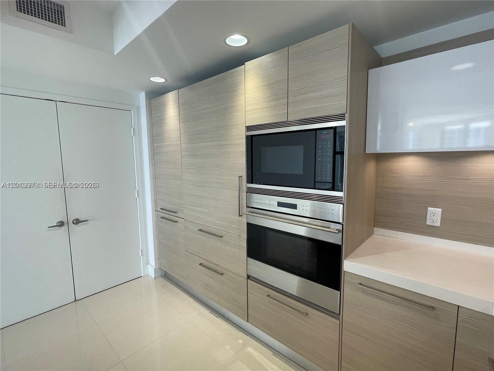 A12013978 Property Photo 8