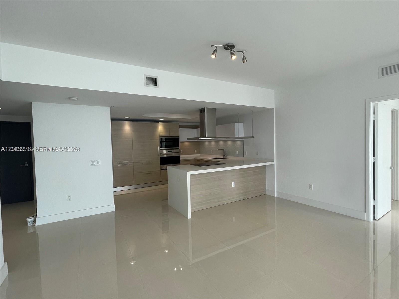 A12013978 Property Photo 11