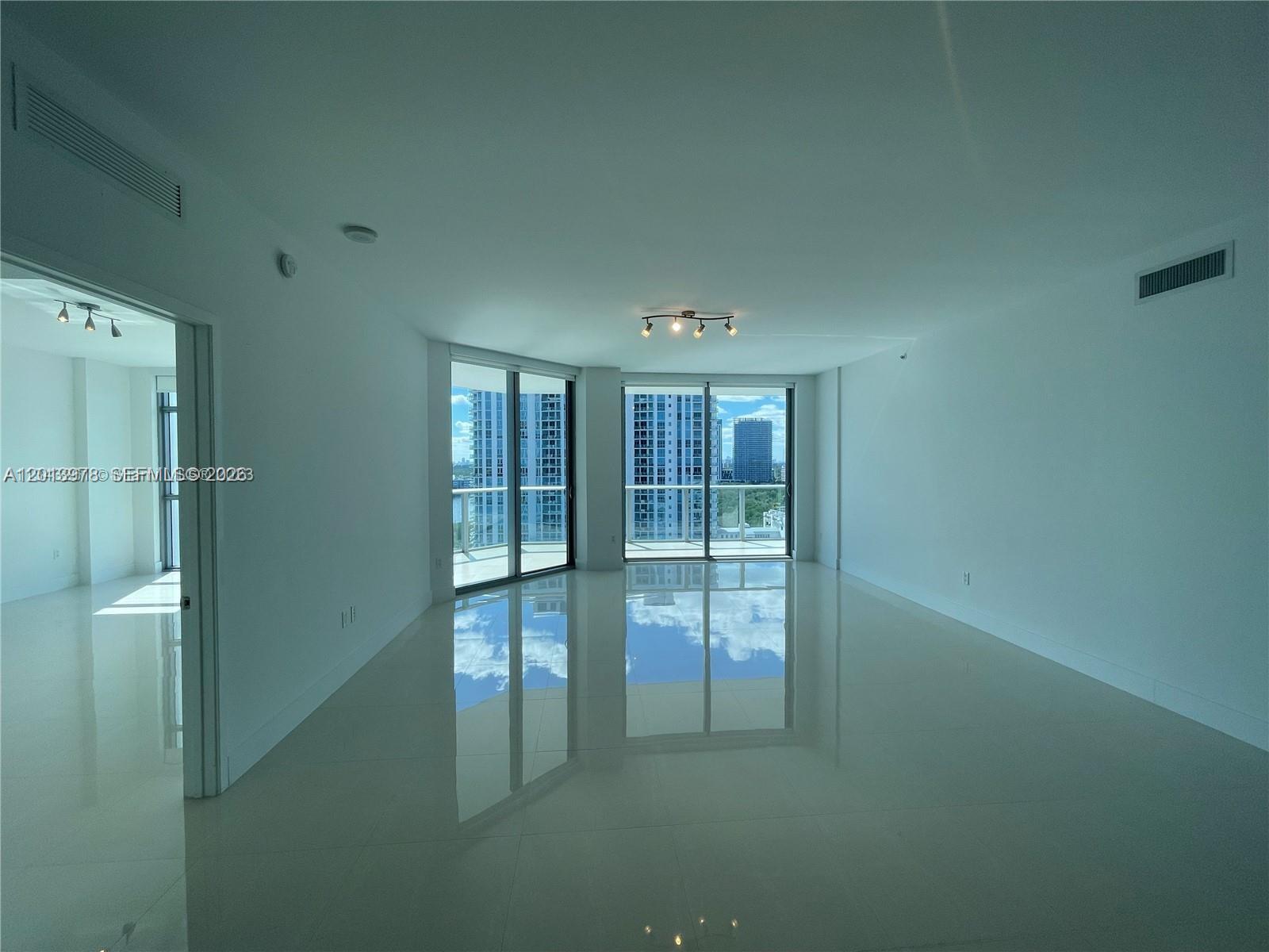 A12013978 Property Photo 13