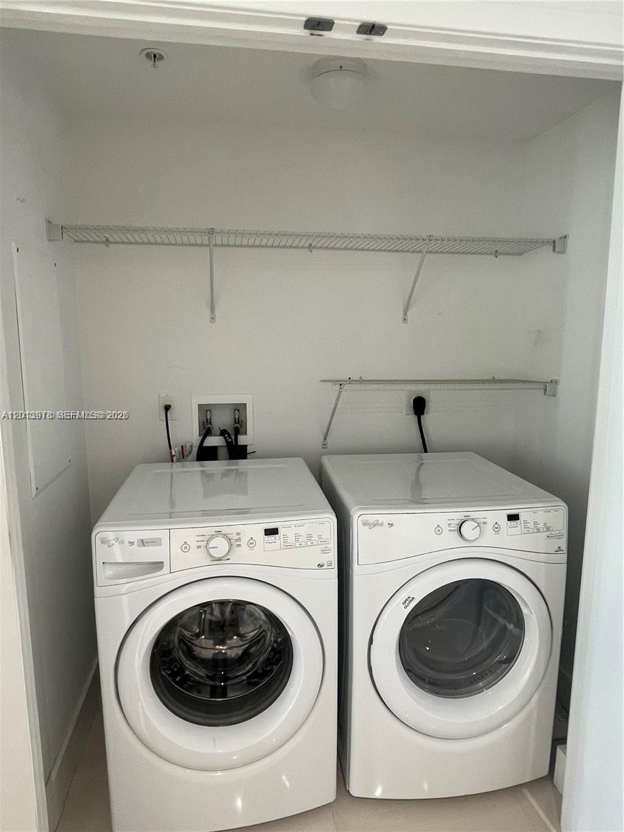 A12013978 Property Photo 20