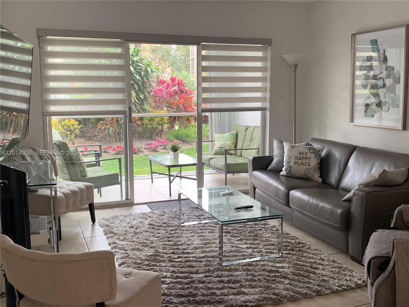 A12014006 Property Photo 11