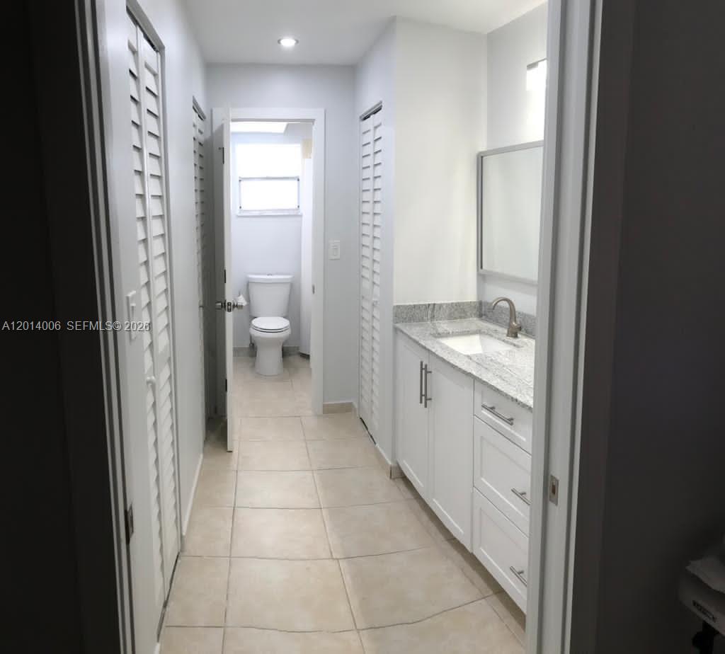 A12014006 Property Photo 16
