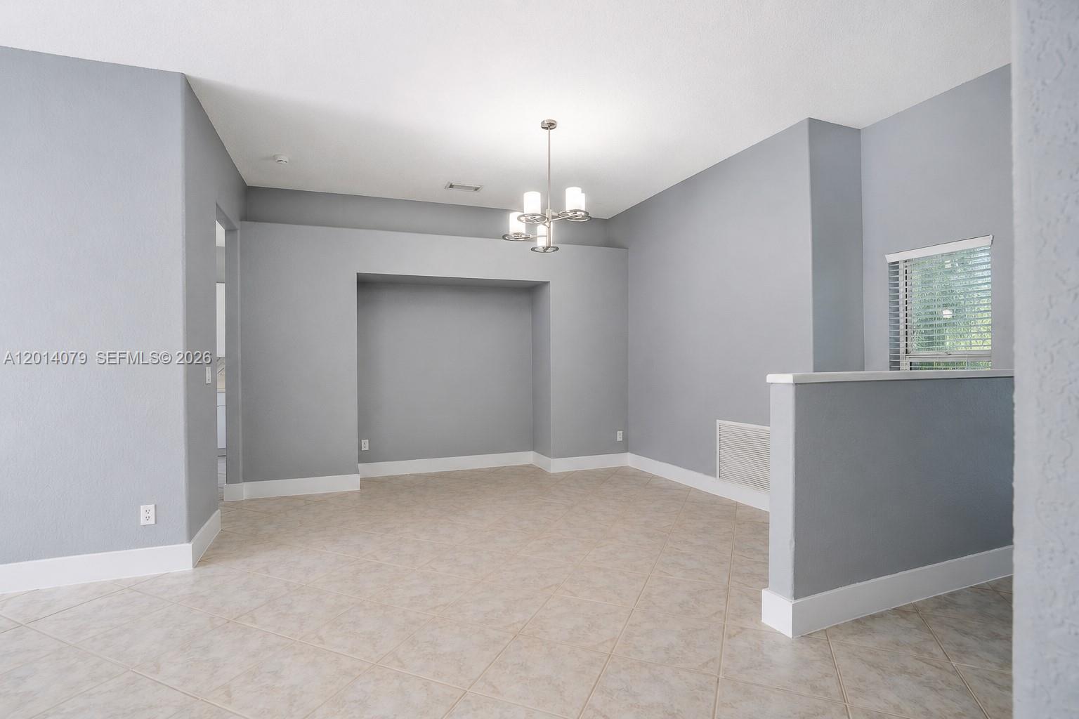 1101 Nw 180th Avenue Property Photo 9