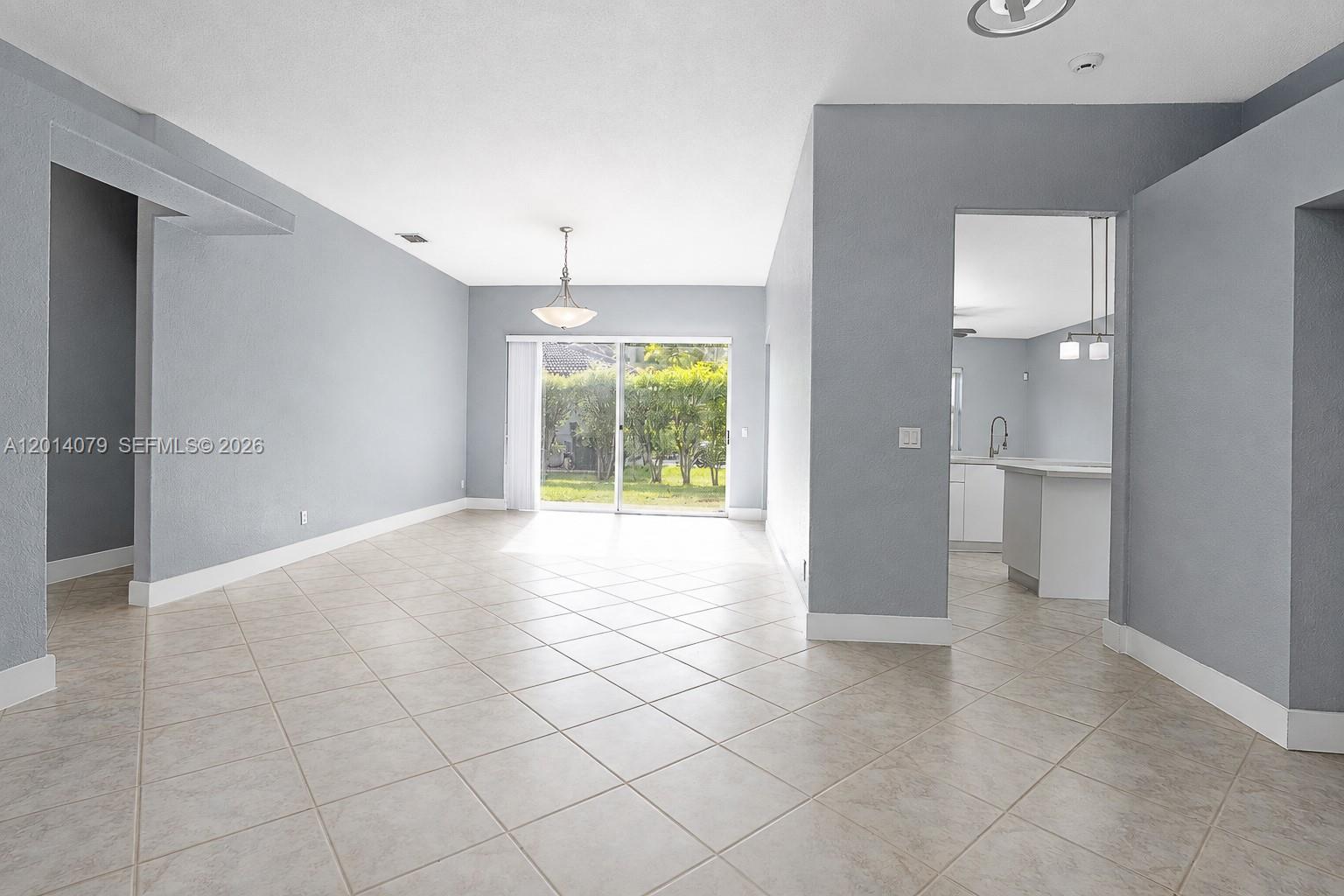 1101 Nw 180th Avenue Property Photo 11