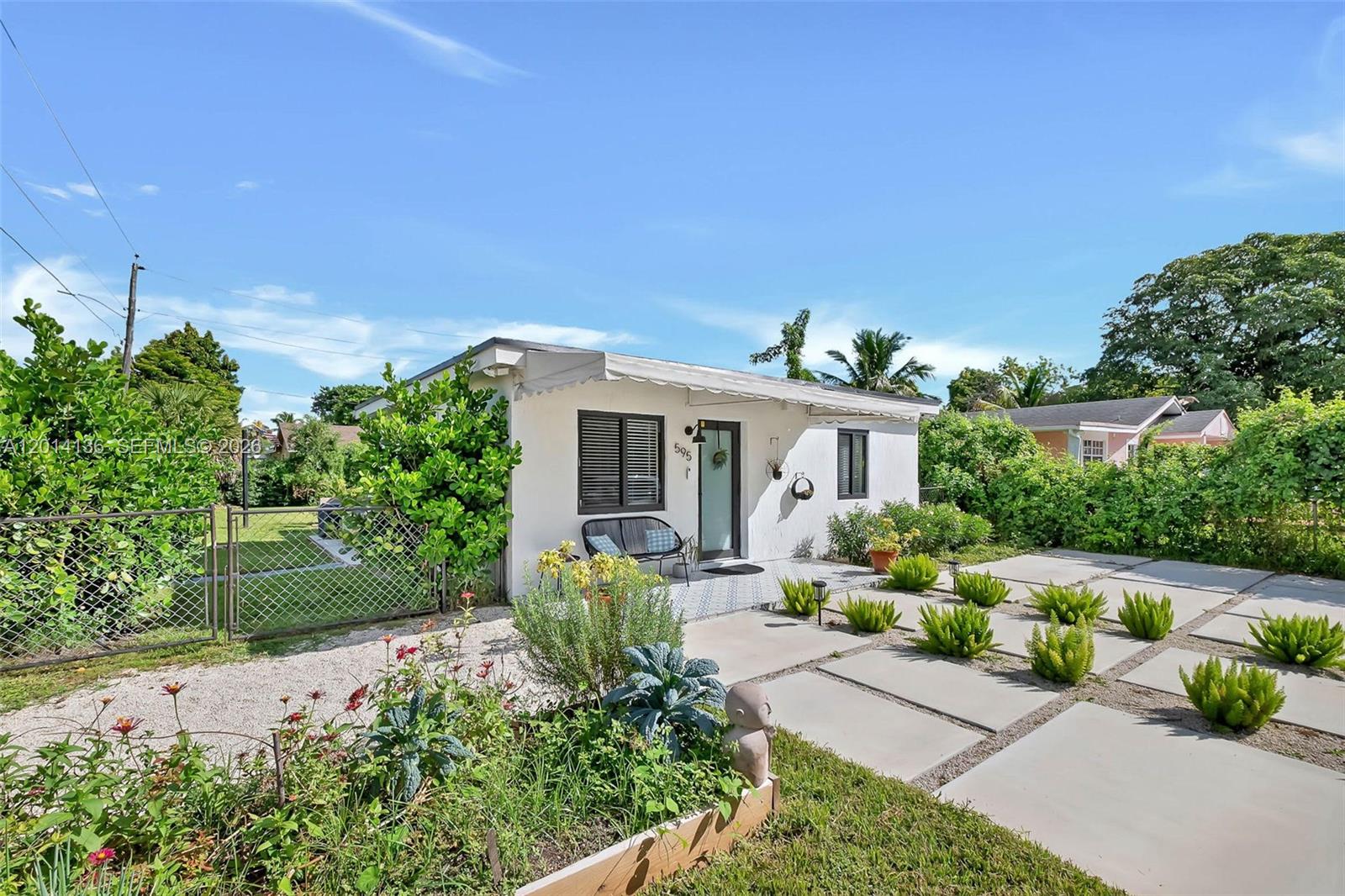 595 NW 101st Street