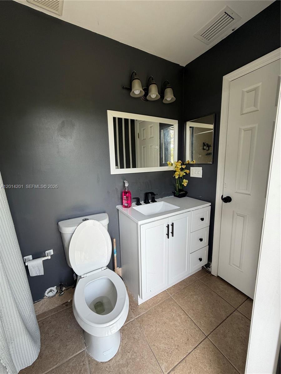 1410 Nw 199th Street Property Photo 9