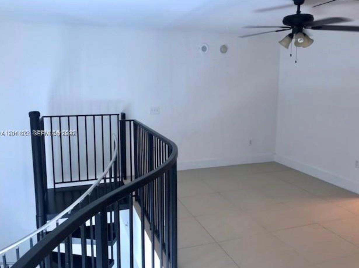 300 S Biscayne Boulevard L-l32 Property Photo 5