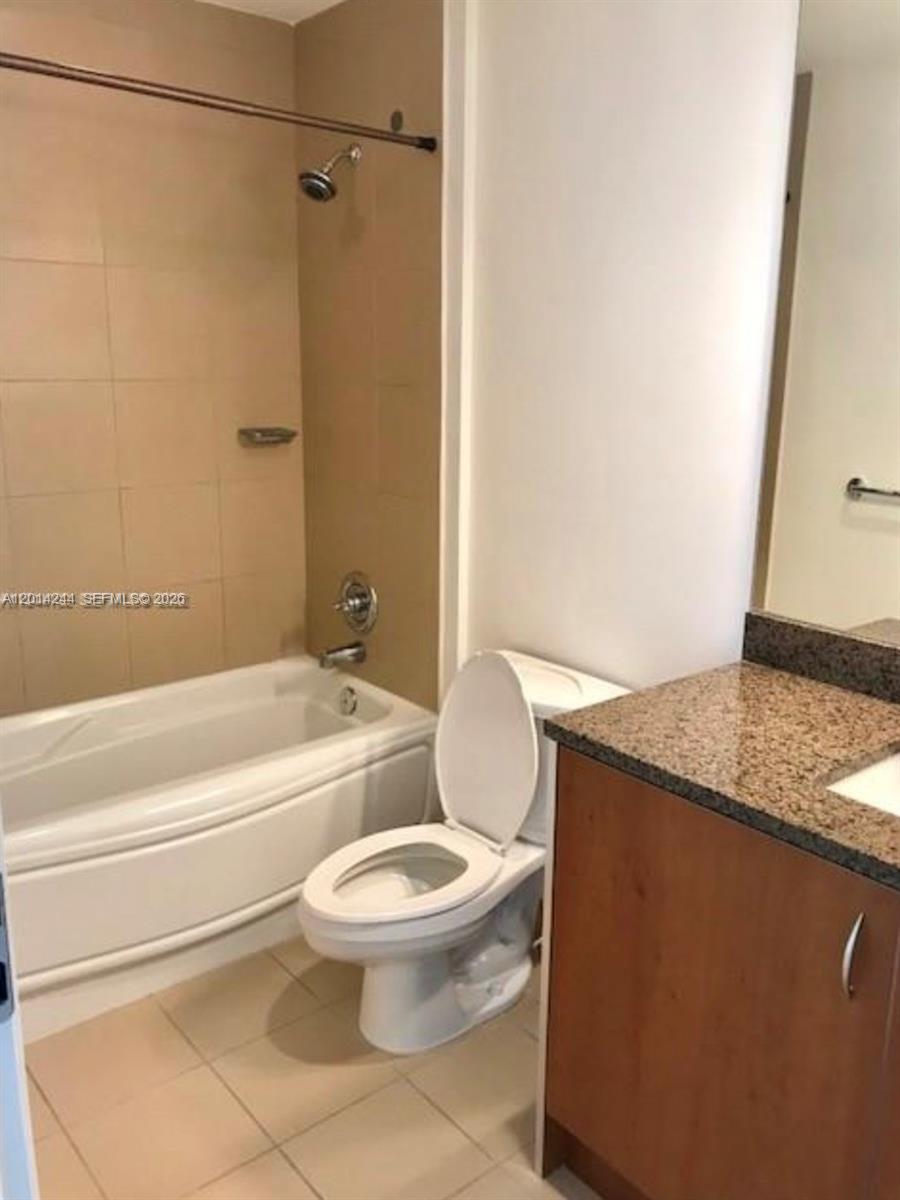 300 S Biscayne Boulevard L-l32 Property Photo 8