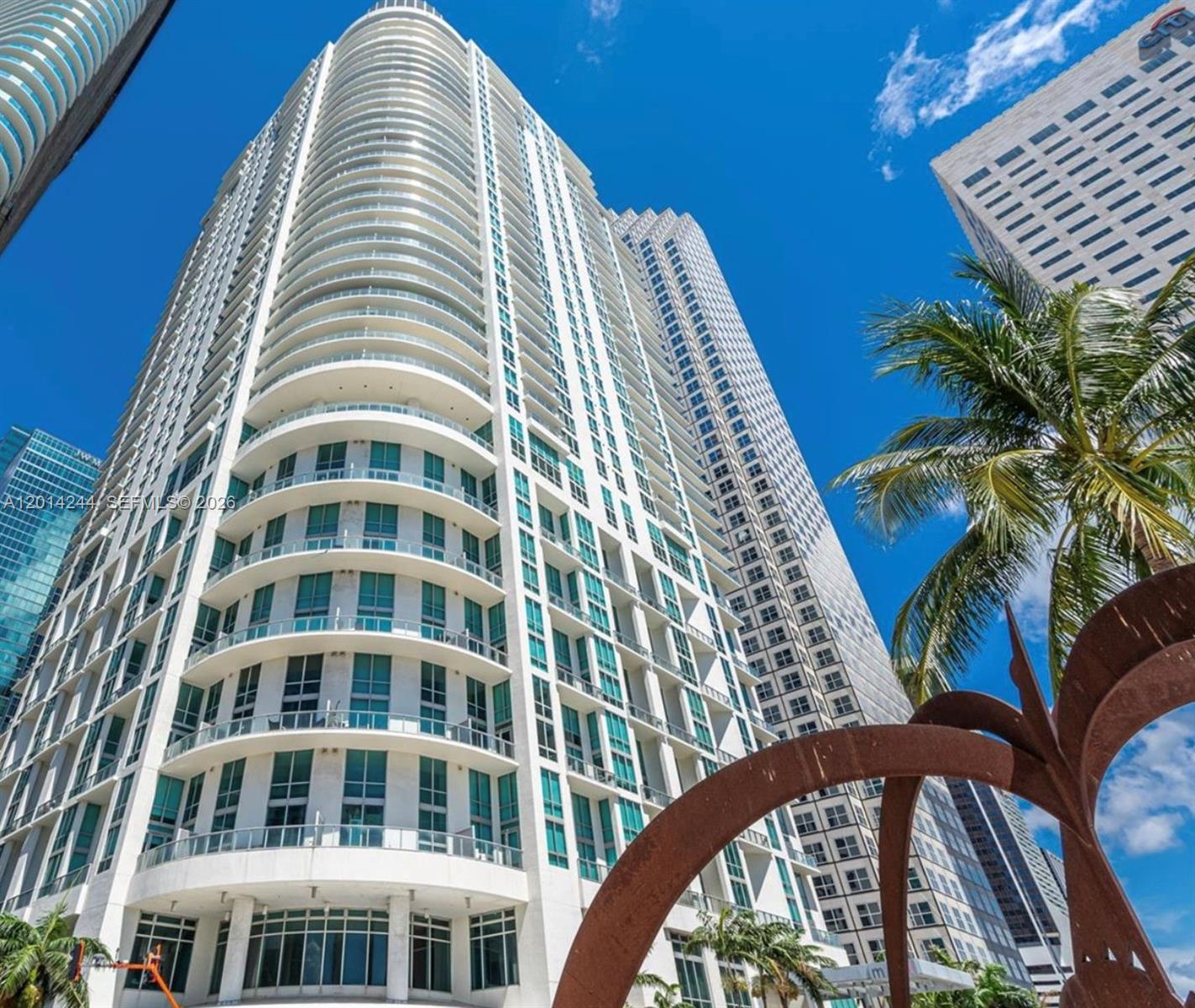 300 S Biscayne Boulevard L-l32 Property Photo 24